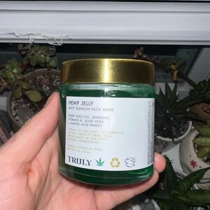 Truly Beauty Hemp Jelly Face Mask